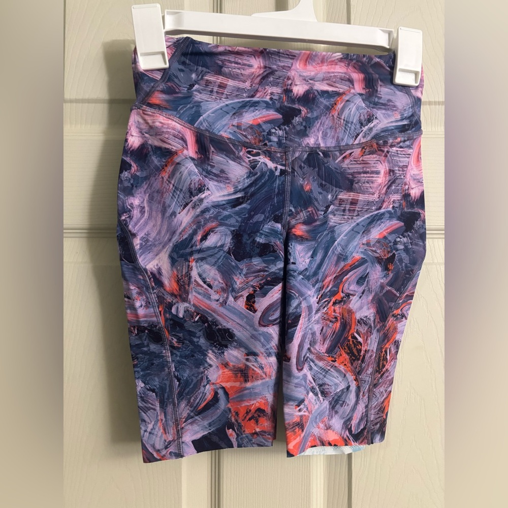 Lululemon Athletica Base Pace Hi-Rise 8”Multicolor Abstract Biker Shorts